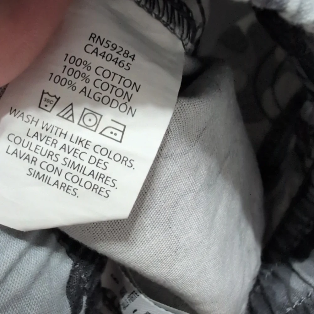 Children's Place Gray Camo Shorts Boys Size‎ 6 Husky New